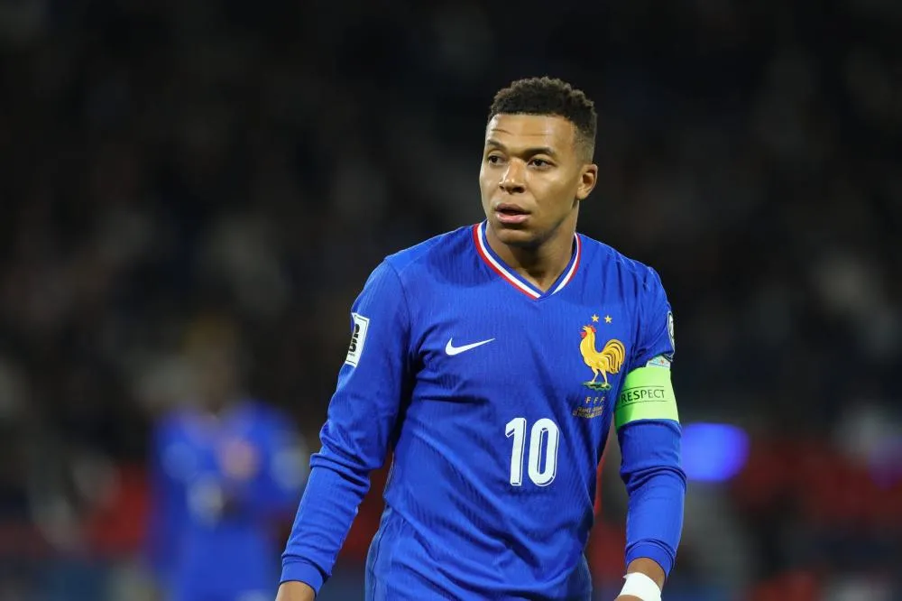 Mbappé brilha, França goleia a Suécia e encosta em Messi na artilharia das Copas
